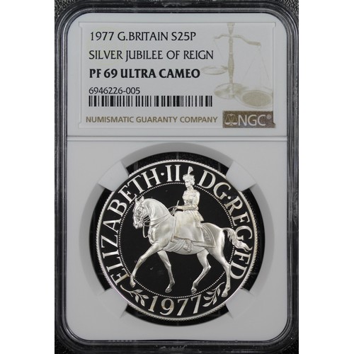 200 - NGC PF69 Ultra Cameo 1977 Silver proof crown, Elizabeth II. Struck to commemorate the silver Jubilee... 