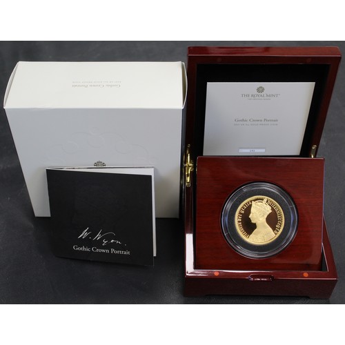 177 - 2021 Gold proof 5oz £500 featuring the Gothic Crown Portrait, Elizabeth II. Part of the Great Engrav... 