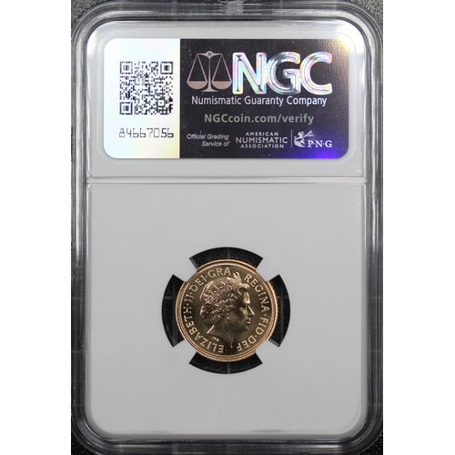 171 - 2005 Half sovereign, NGC MS68, Elizabeth II. Special reverse design with stylised St. George & t... 