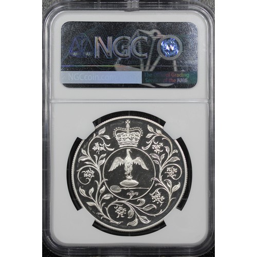 293 - NGC PF67 Ultra Cameo 1977 Silver proof crown, Elizabeth II. Struck to commemorate the silver Jubilee... 