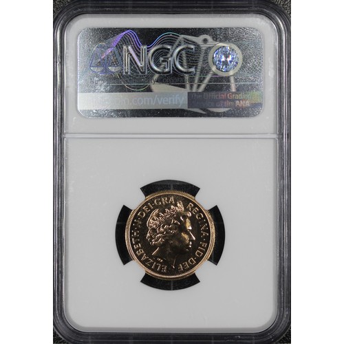 189 - 2002 Sovereign, NGC MS68 DPL, Elizabeth II. Special shield reverse design by Timothy Noad, obverse b... 