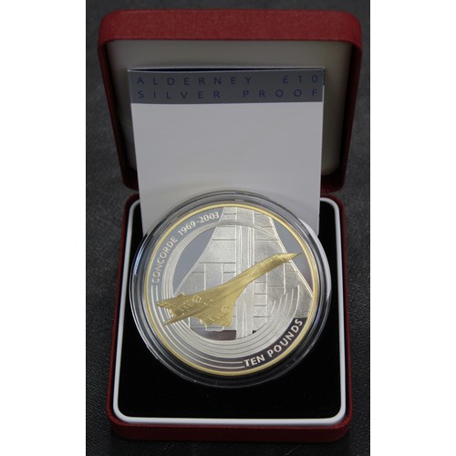 304 - Alderney, 2003 5oz silver proof £10, Elizabeth II. Struck to commemorate the final flight of Concord... 