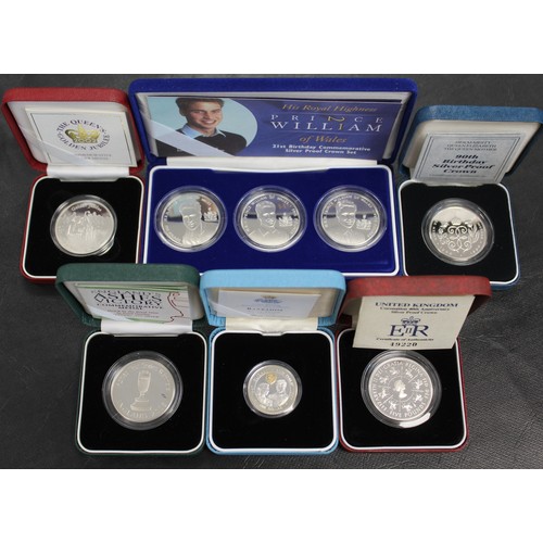 317 - A selection of UK & world silver proof coins (8) comprising 2003 Prince William 21st Birthday 3-... 