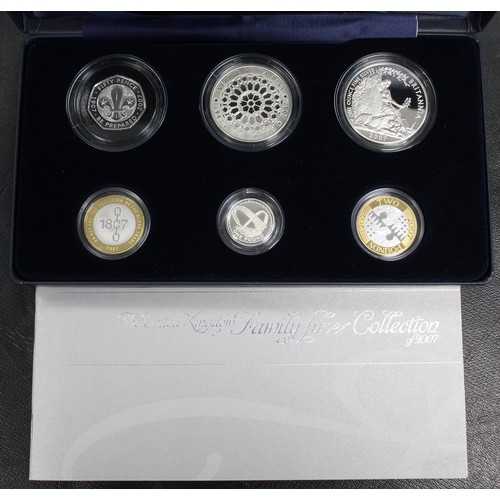 261 - 2007 Silver proof 6-coin family collection which includes a proof 2007 Britannia. Free of any notabl... 