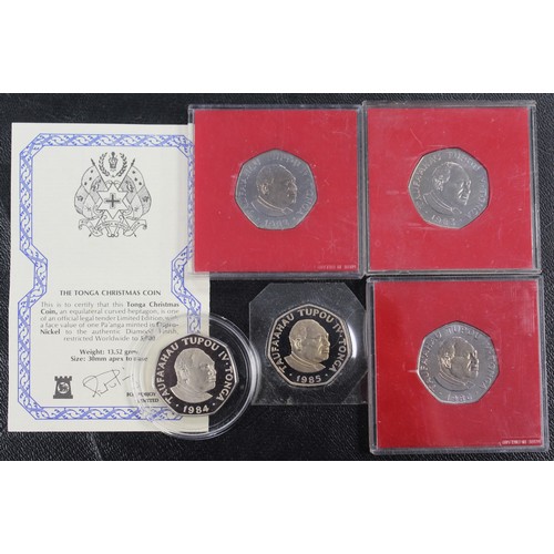 426 - Tonga Christmas One Pa'anga coins (5) comprising 1982, 1983, 1984, 1985 & 1986. All cased/capsul... 