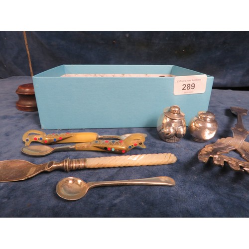 289 - A Wilkinson's patent scoop with mother of pearl handle, a fish serving fork and a quantity of silver... 