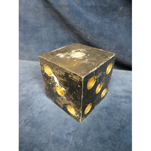 346 - A most unusual early 20th century Art Deco paperweight in the style of a dice in cast iron, approx 6... 