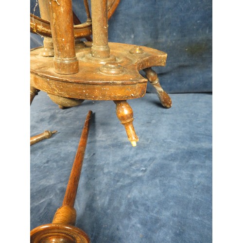 481 - A vintage wooden Spinning Wheel A/F.