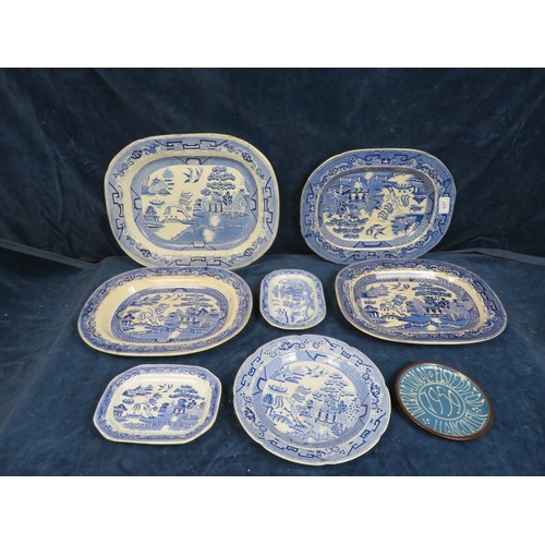 617 - Seven 19th century stoneware willow pattern platters and plates together with a 1959 llangowlen eist... 