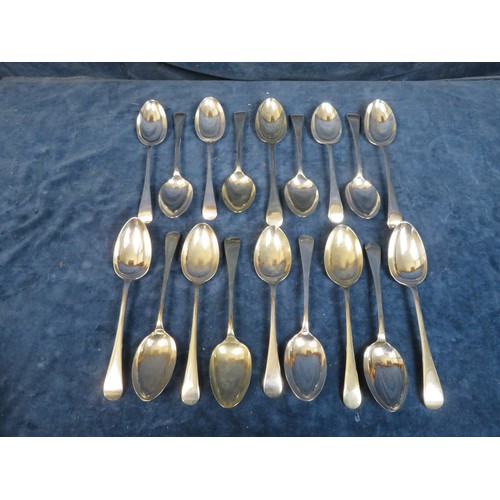 628 - A box of silver plated 20th century flatware, including 23 serving spoons, 13 dessert spoons, 16 mix... 