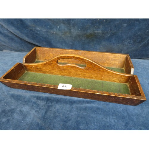 651 - A vintage wooden two section cutlery tray with carrying handle.