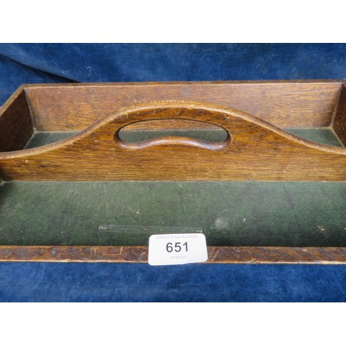 651 - A vintage wooden two section cutlery tray with carrying handle.