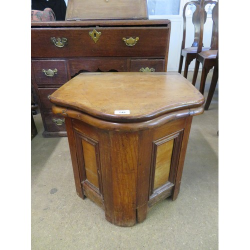 749 - A vintage mahogany commode with hinged lid (no fitted interior).