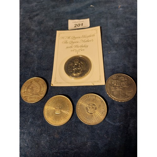 201 - Five Pound Coins comprising 2 x 1953-1993 Faith and Truth Coins, 1 x Queen Elizabeth The Queen Mothe... 