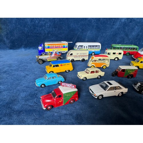 102 - A quantity of Oxford and other Diecast model vehicles.