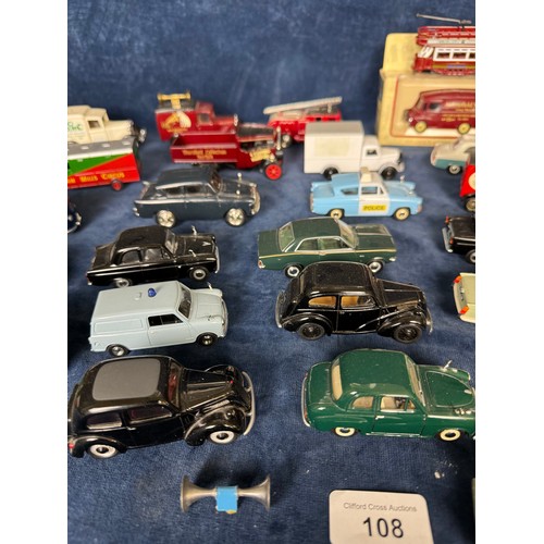 108 - A tray containing Lledo, Oxford, Vanguard, etc., model vehicles.