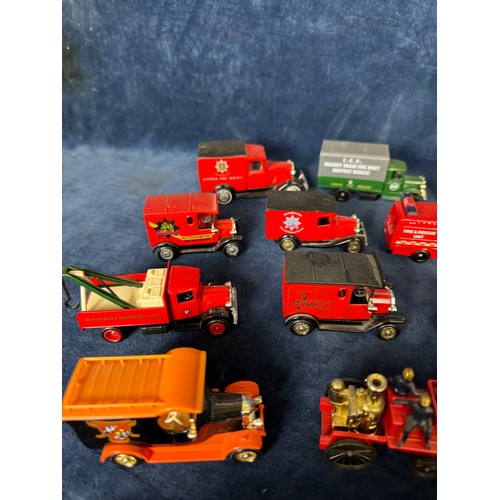 107 - A tray of 20 Matchbox, Vanguard, Lledo, Oxford, Diecast, etc., model fire engines, fire support vehi... 