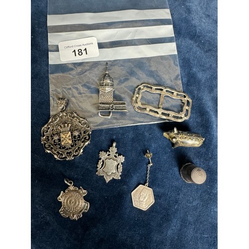 181 - 3 silver medallions , a silver letter clip , silver thimble and 3 silver-plated items