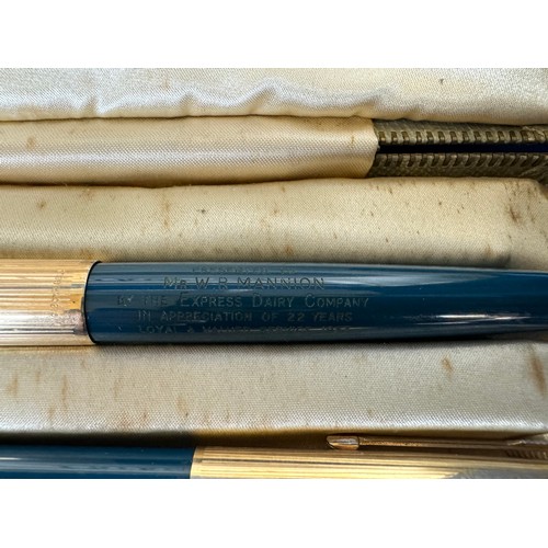 299 - A Parker 51 pen and pencil set in presentation case - pen engraved 