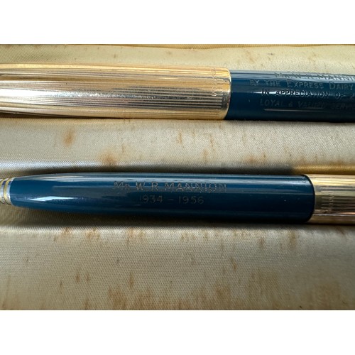 299 - A Parker 51 pen and pencil set in presentation case - pen engraved 