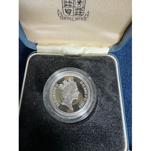 326 - A Royal Mint silver proof £1 coin, 1988, in presentation case