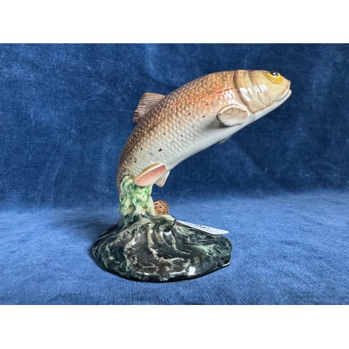 367 - A Beswick figurine of a trout fish, number 1390.