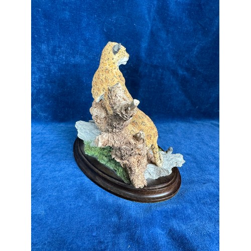 374 - A Country Artists figurine depicting 