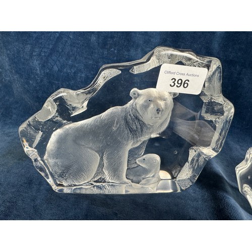 396 - Three pieces of full lead crystal deep relief glass block sculptures depicting Polar Bears as part o... 