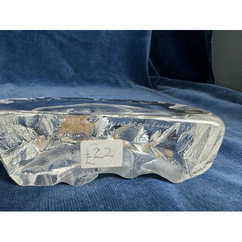 396 - Three pieces of full lead crystal deep relief glass block sculptures depicting Polar Bears as part o... 