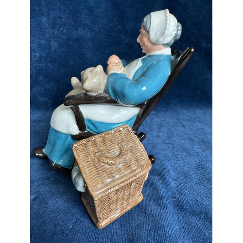 399 - A Royal Doulton figurine 