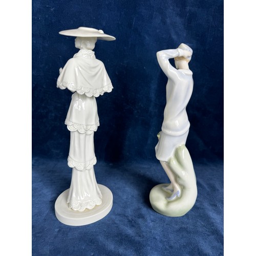 405 - A Royal Doulton figurine 