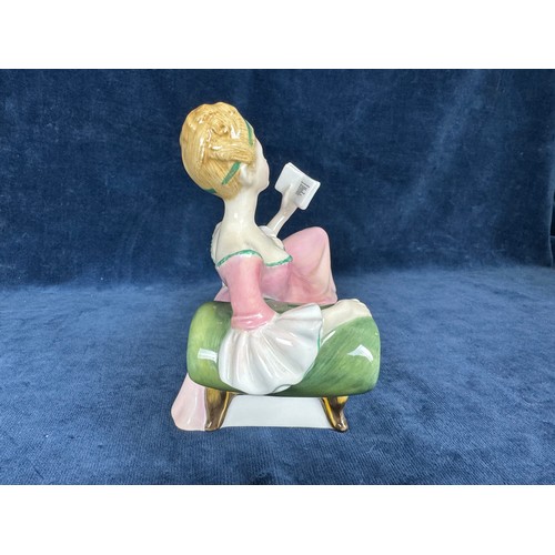 474 - A Royal Doulton figurine 