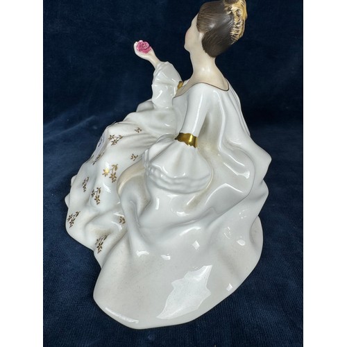 479 - A Royal Doulton figurine 