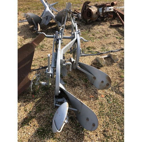 15 - A vintage 2 Furrow 