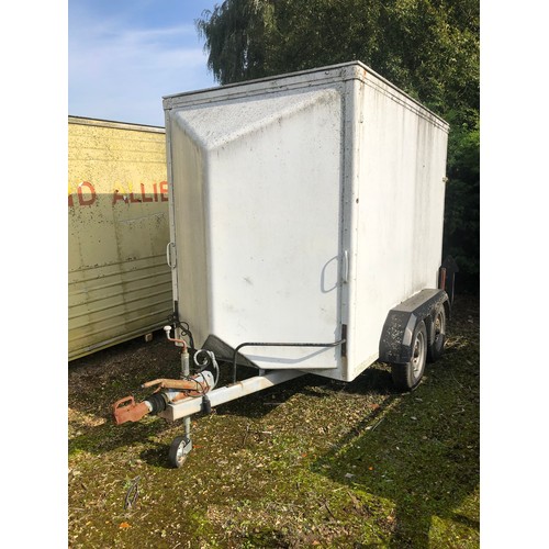 32 - A 4 Wheel Box Trailer