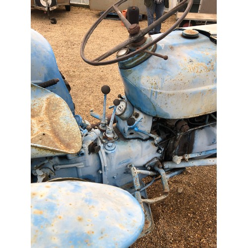 554 - A Fordson Super Dexter vintage tractor with frame to hold a safety bar. No 09D913 459. Built by Ford... 