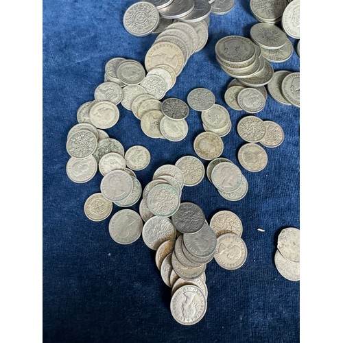 352 - A quantity of British 19th and 20th century coins including 3 Pences, six Pences, Shillings, Florins... 