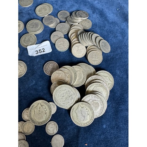 352 - A quantity of British 19th and 20th century coins including 3 Pences, six Pences, Shillings, Florins... 