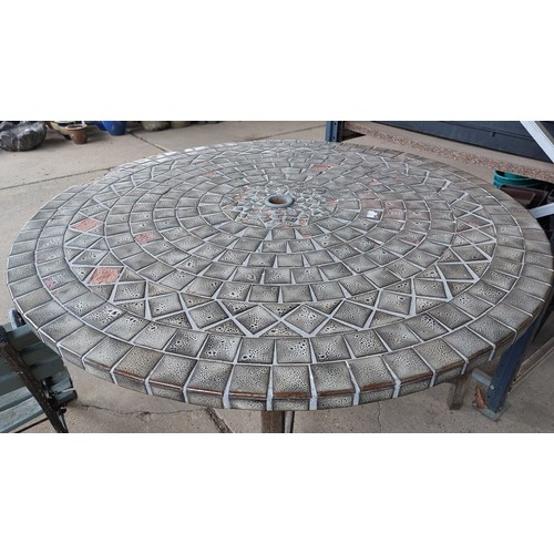 215 - MOSAIC TILED GARDEN TABLE