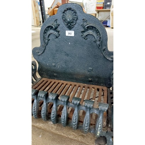 262 - CAST IRON FIRE GRATE ON FEET