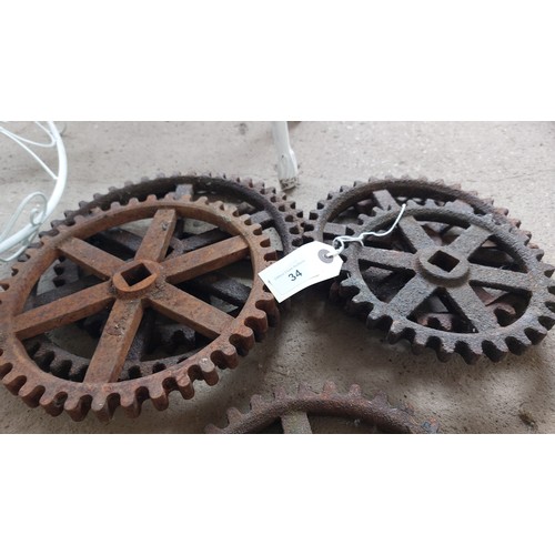 34 - 10 VINTAGE METAL WHEEL COGS