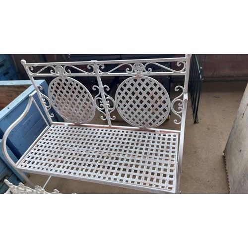 38 - METAL WHITE FOLDING GARDEN BENCH