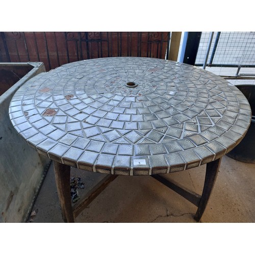 5 - MOSAIC TILED GARDEN TABLE,  DIAMETER 120CM.