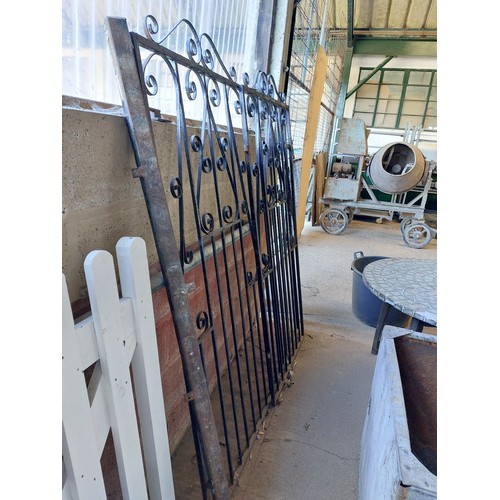 11 - PAIR OF WROUGHT IRON GATES 86.50CM X 172CM AND 174CM X 172CM TOGETHER WITH A METAL GATE POST