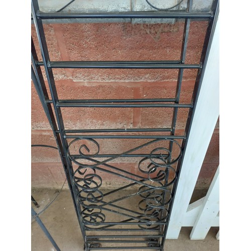 24 - 2 PIECES OF METAL RAILING, EACH MEASURING APPROXIMATELY 171CM X 36 1/2CM.