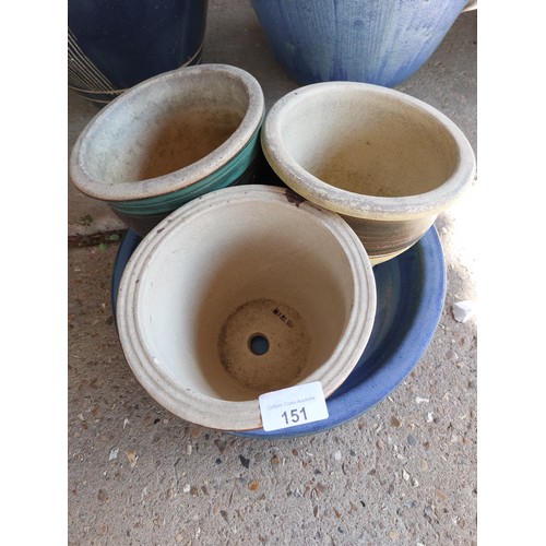 151 - 3 SMALL GLAZED POTS WITH SAUCER