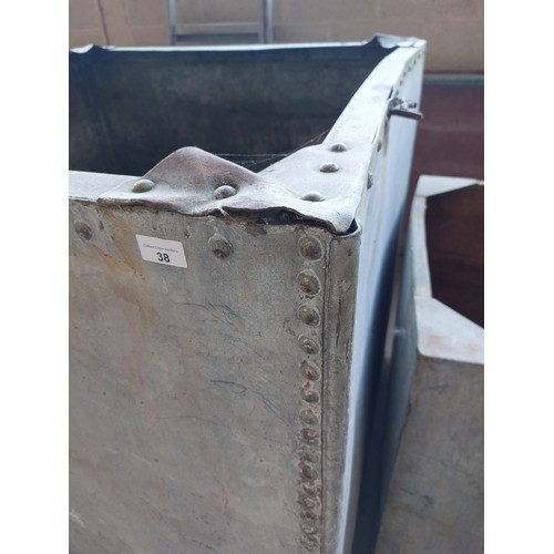 38 - GALVANISED WATER TANK, 120CM X 121 1/2CM X 121CM, APPROXIMATELY.