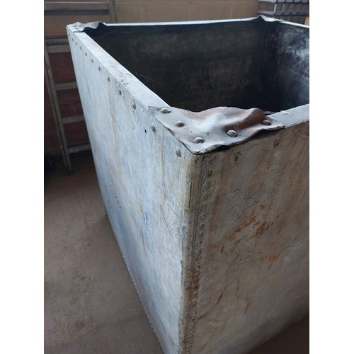 38 - GALVANISED WATER TANK, 120CM X 121 1/2CM X 121CM, APPROXIMATELY.