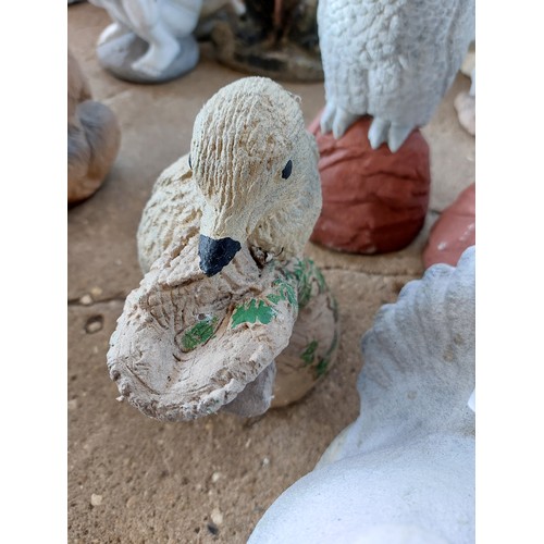 101 - 4 BIRD GARDEN ORNAMENTS