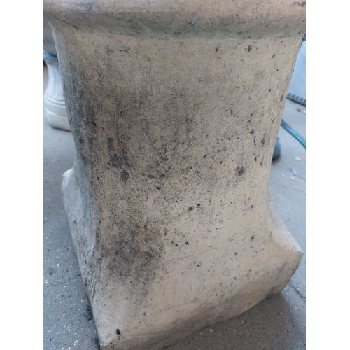 19 - LIGHT COLOURED TERRACOTTA CLAY CHIMNEY POT